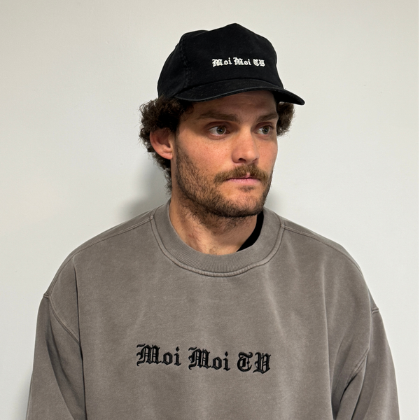 EMBROIDERED SNAPBACK